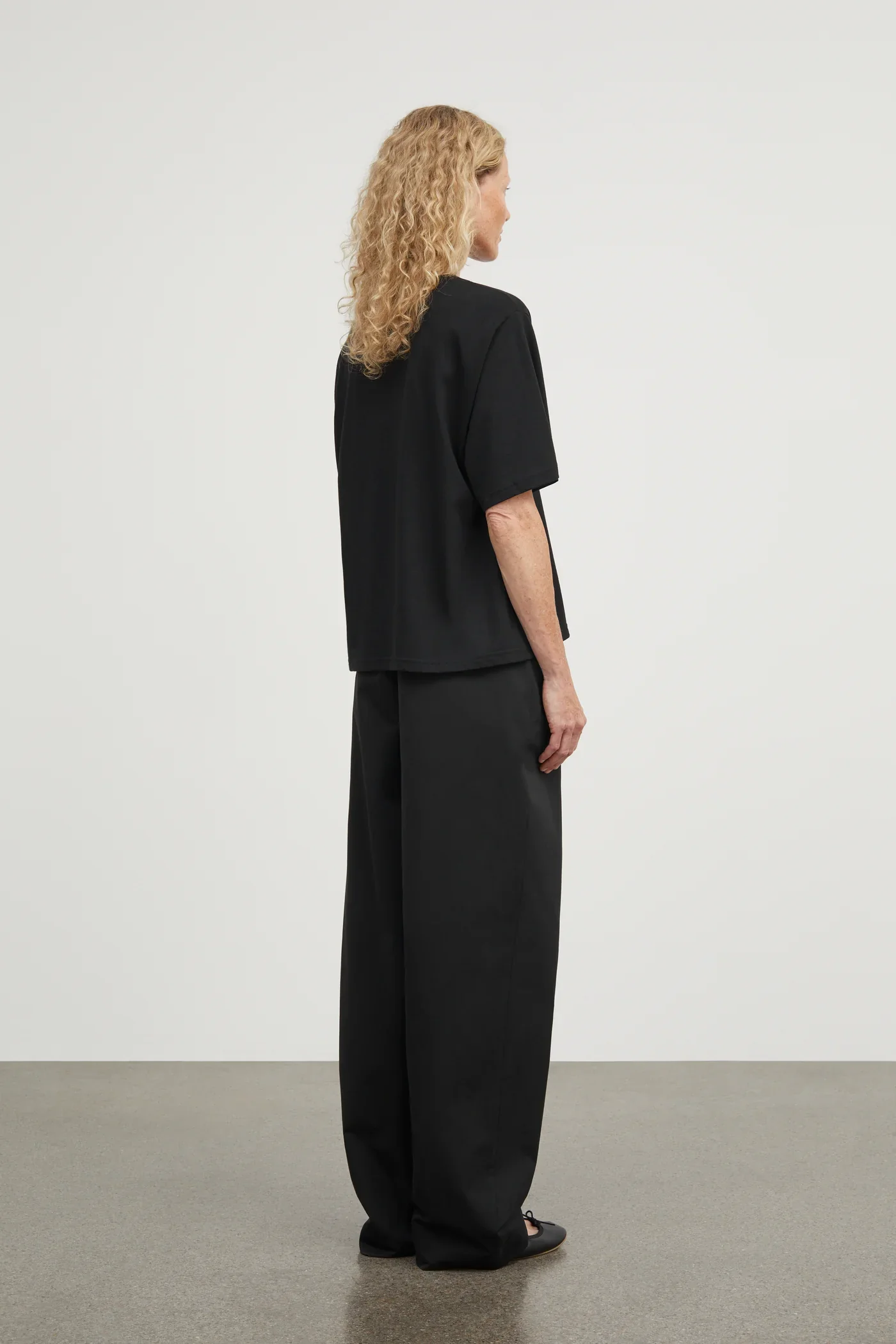Andy Oversized Tee | Black - Image 4