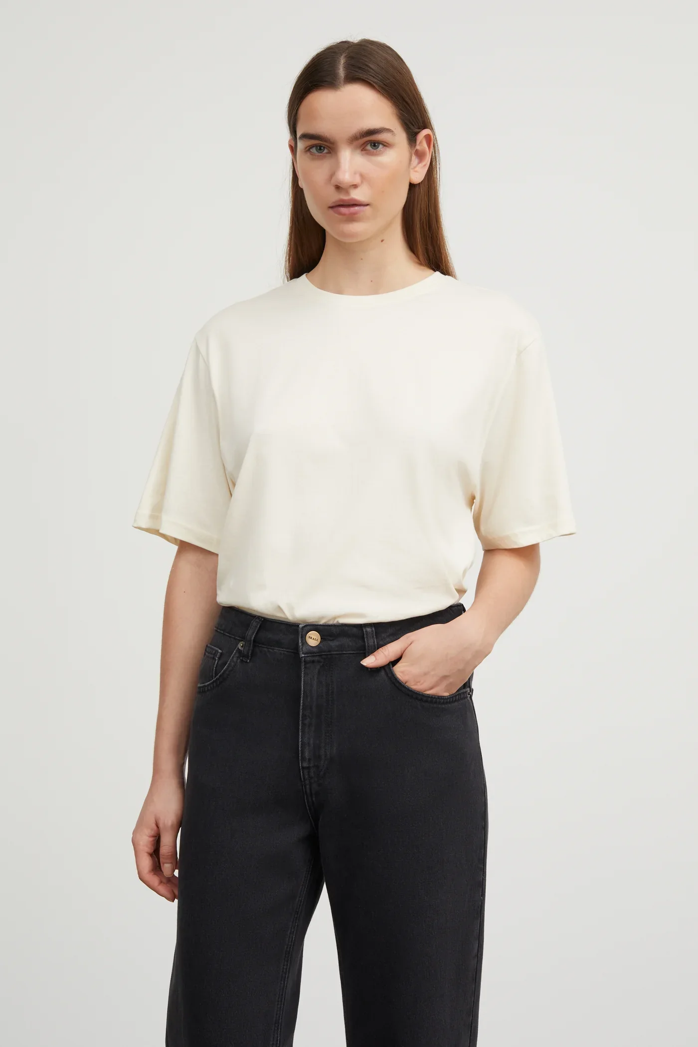 Andy Oversized Tee | Light Cream - Image 2