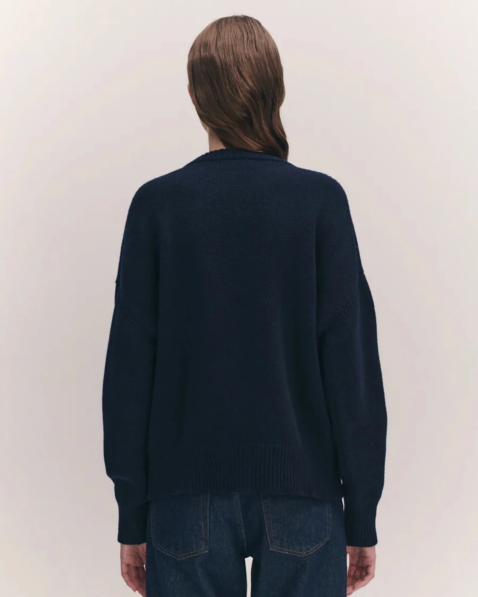 Balla Slouch V-Neck | Navy - Image 6
