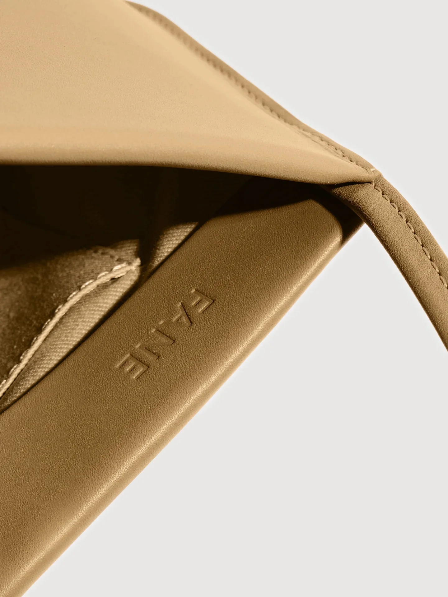Bra Bag | Chai Calf leather - Image 5