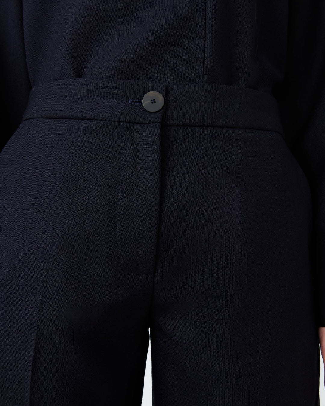 Cabra Short | Darkest Navy - Image 6