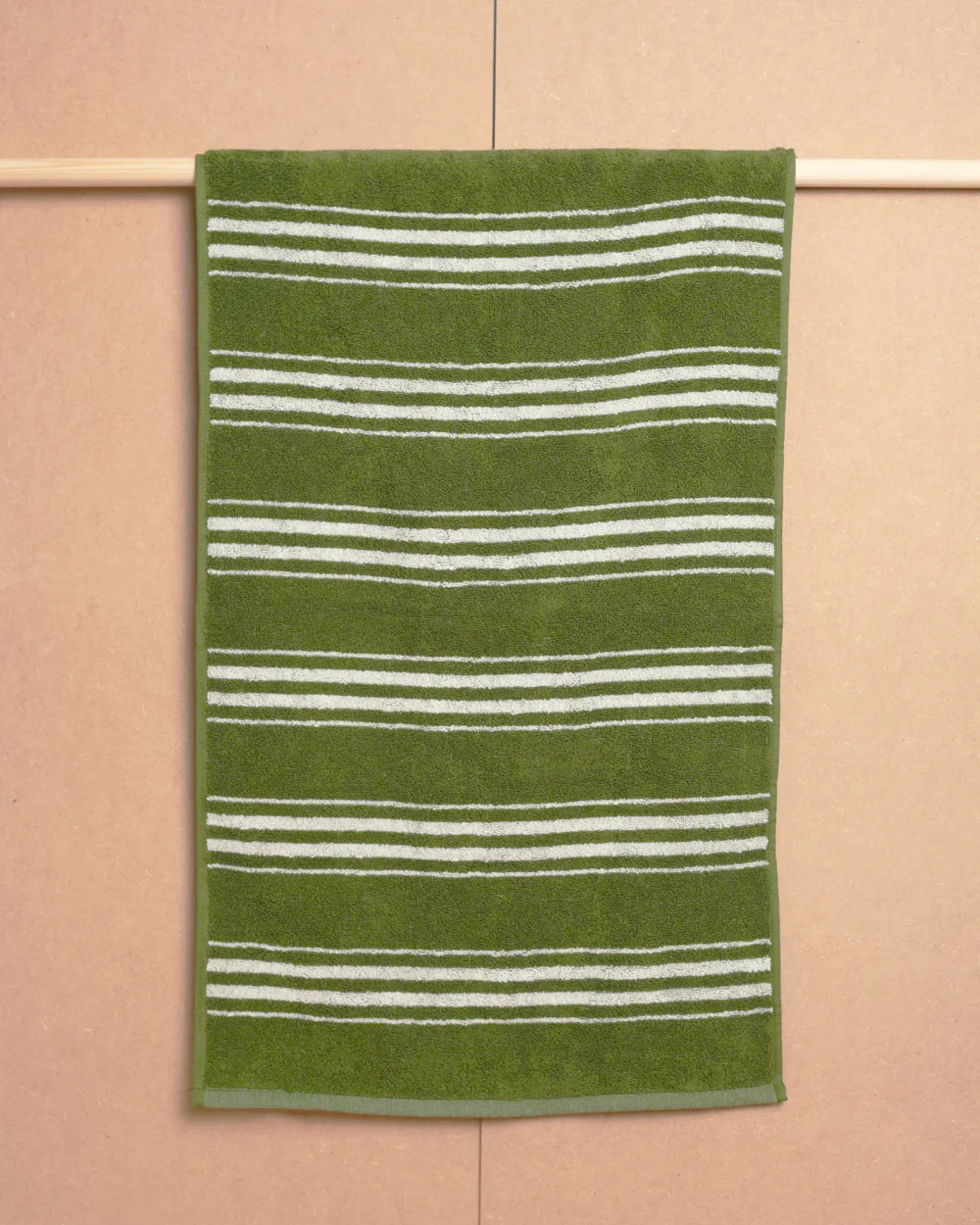 Charlotte Hand Towel - Image 2
