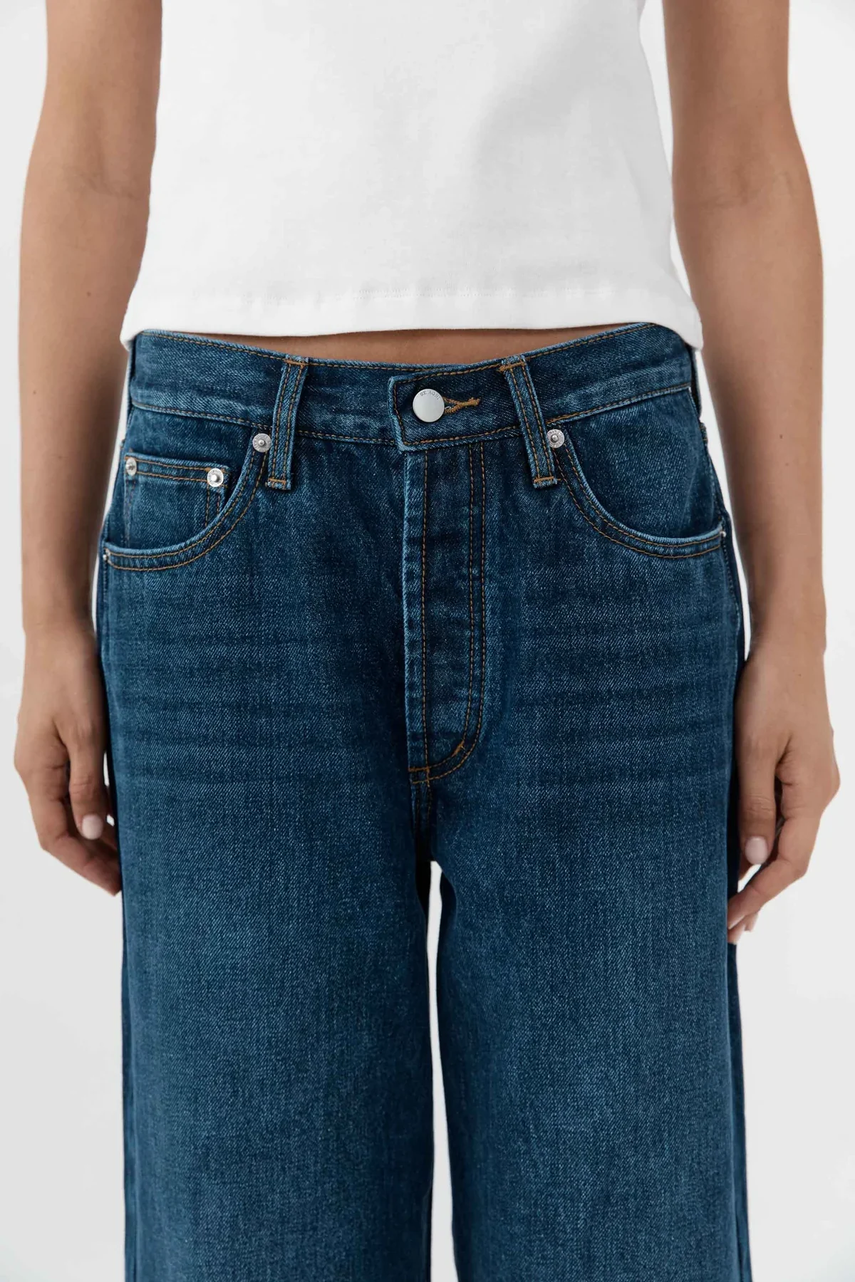 Classic Mid Rise Jeans - Image 5