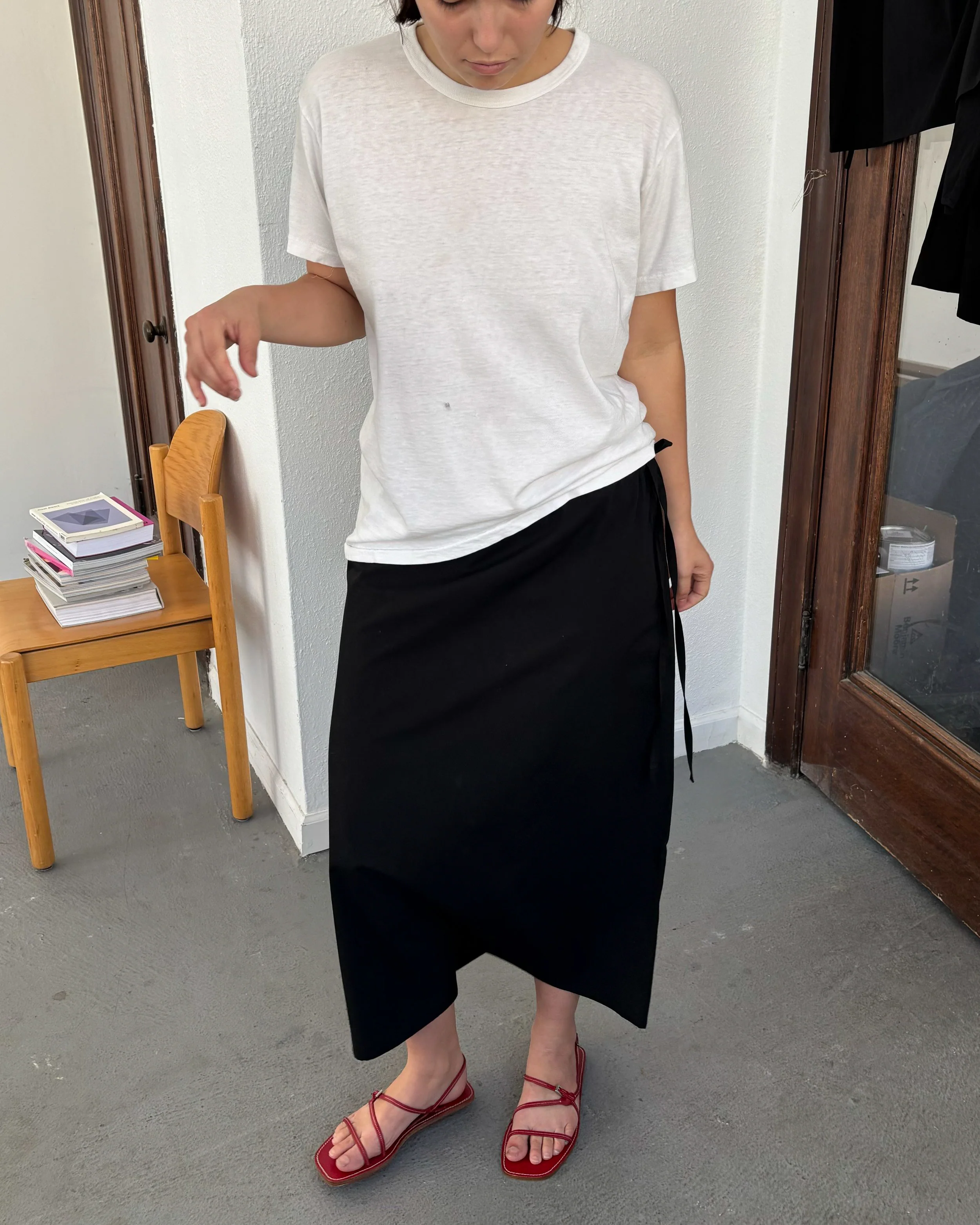 Column Skirt | Black - Image 2