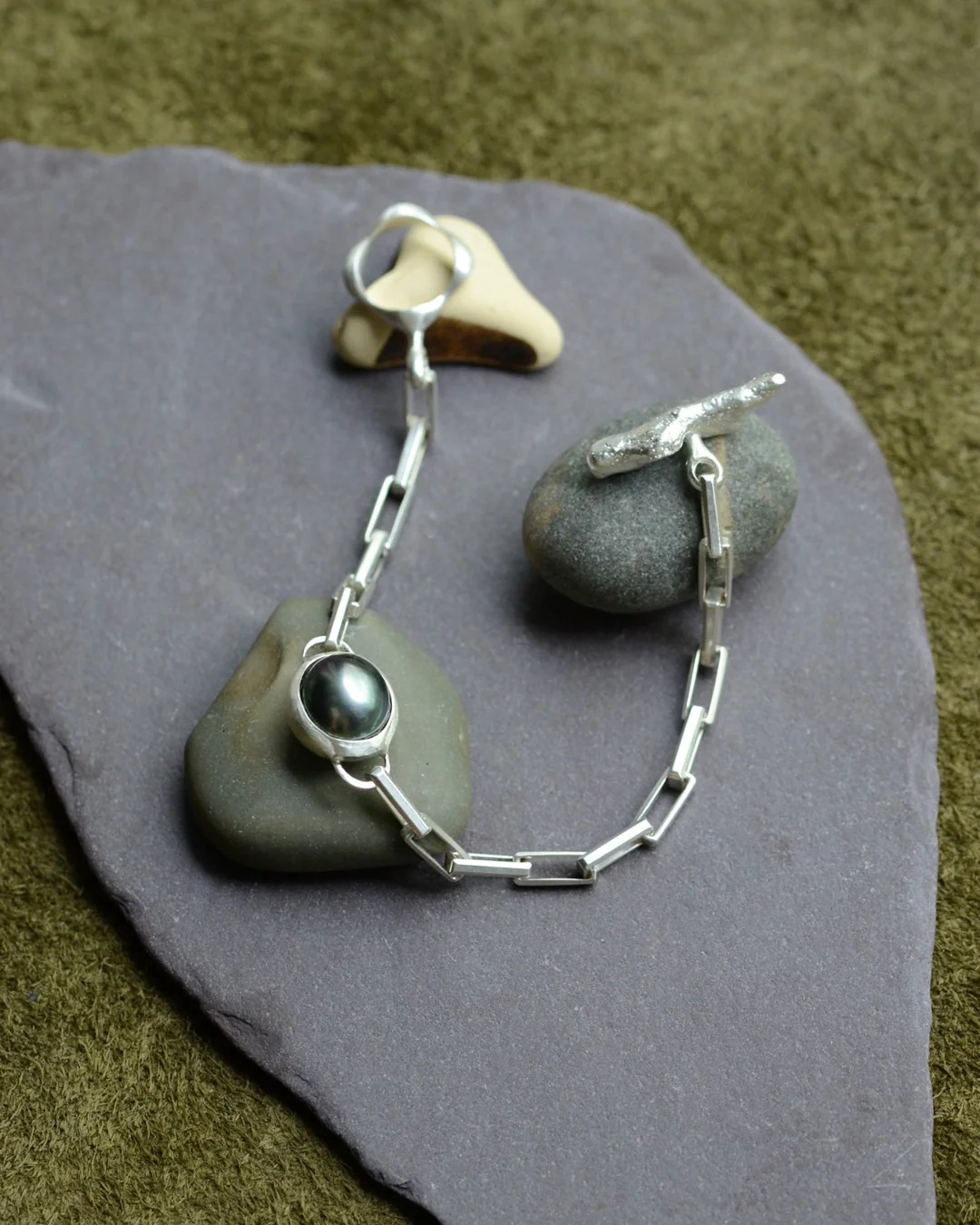 Dunton Ellerkamp Bracelet | Black Tahitian Pearl