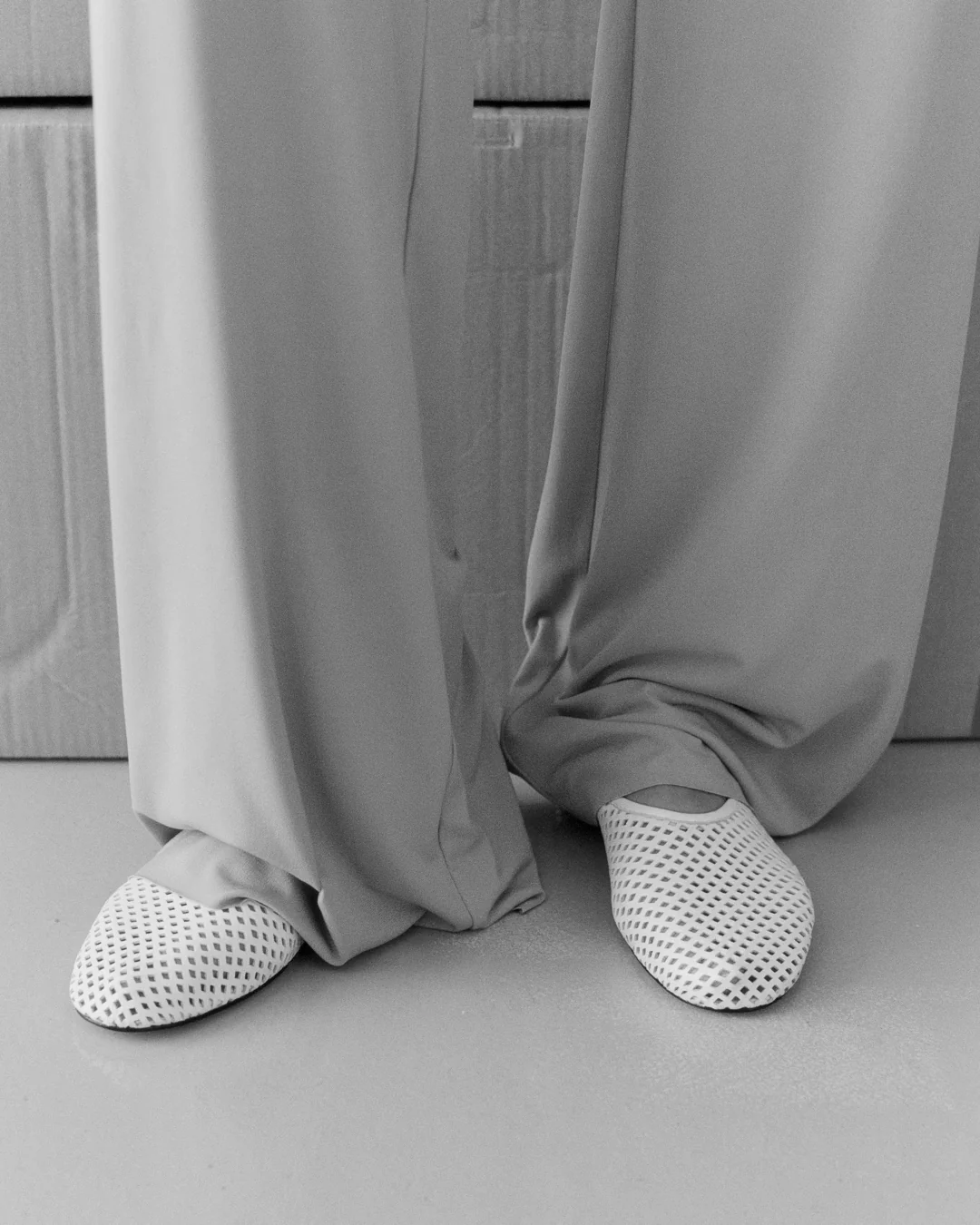 Elio | Black - Image 2