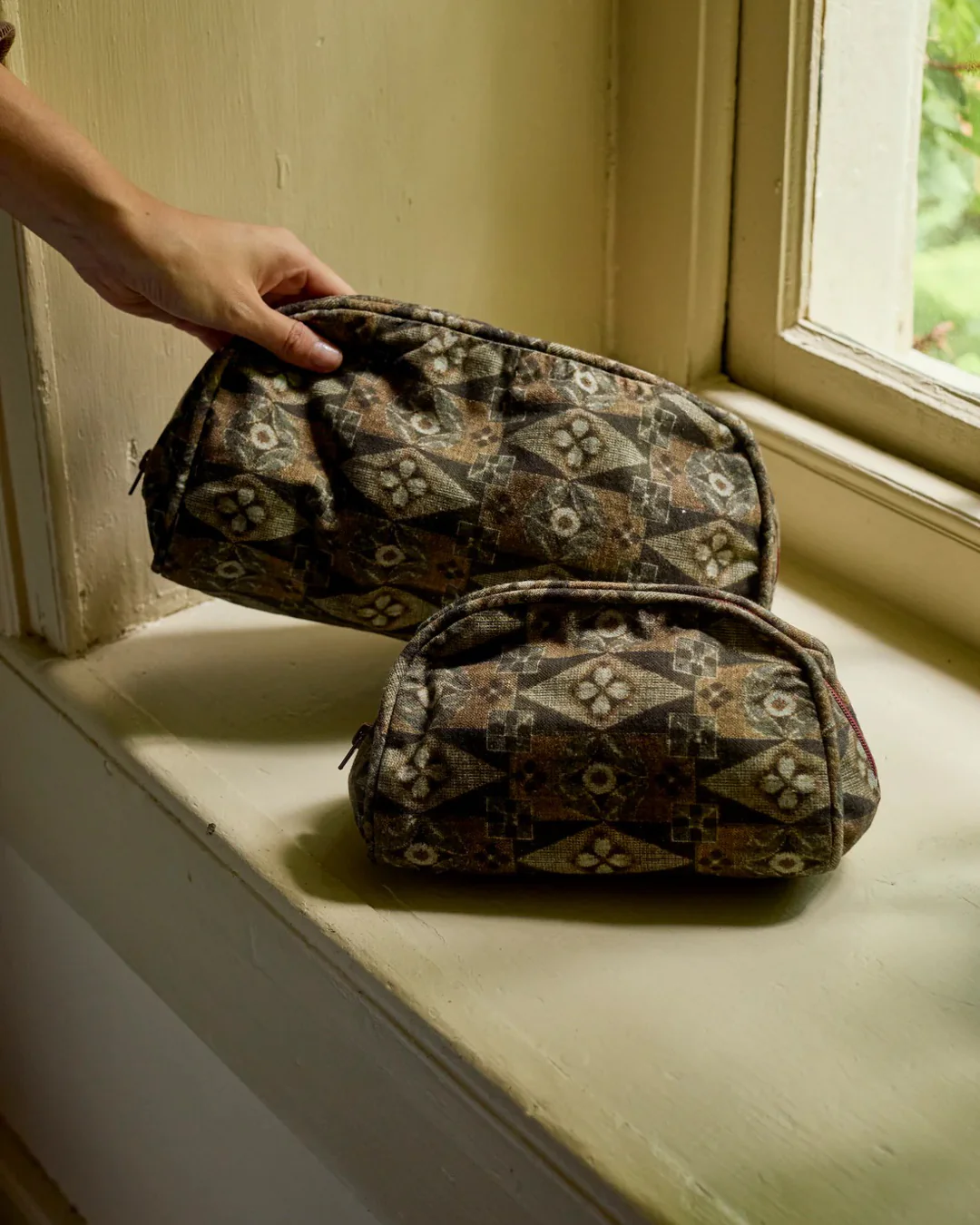 Emilie Toiletry Bag | Small - Image 2