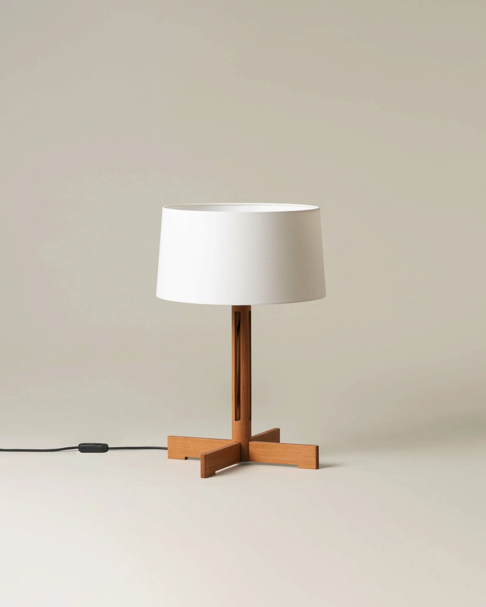 FAD Table Lamp - Image 3