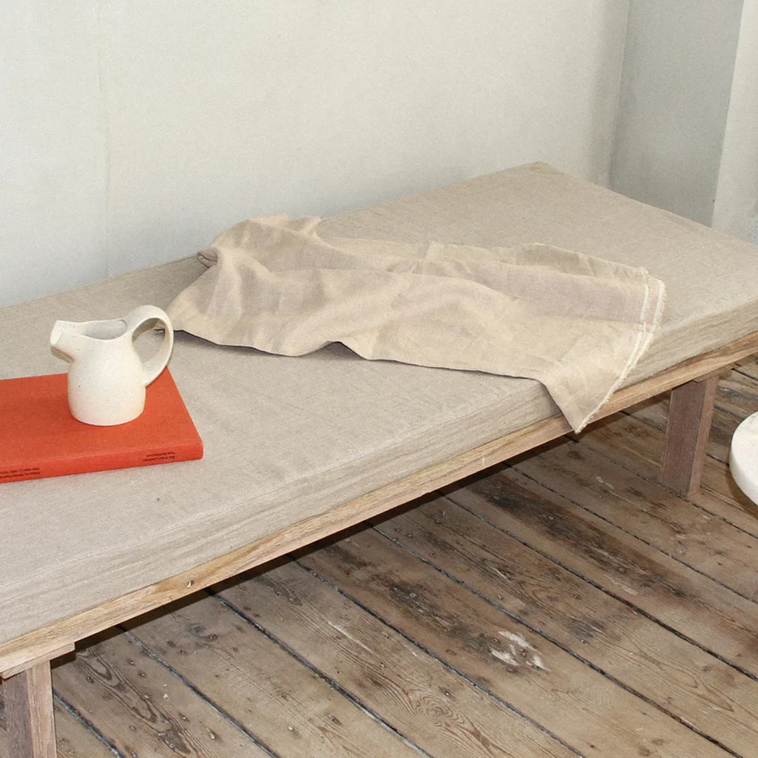 KR180 | Daybed - Image 3