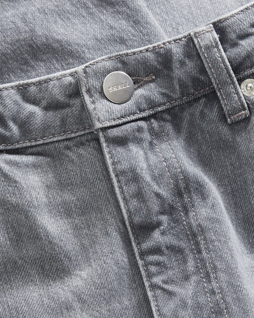Maddy Straight Jeans | Worn Light Grey - Image 5