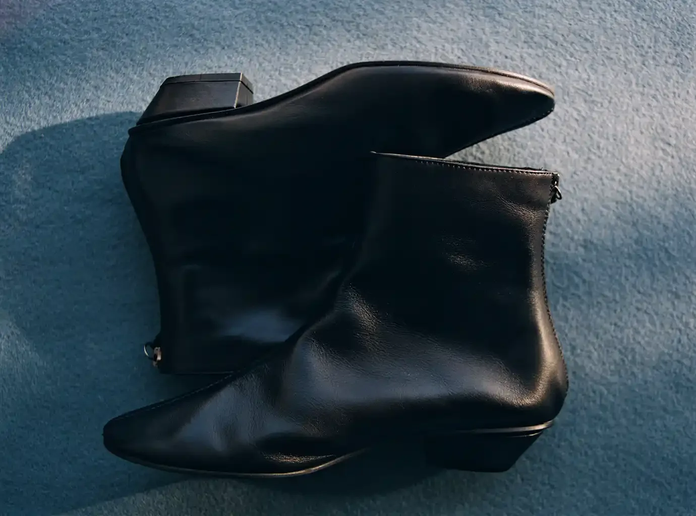 Mica | Black - Image 4