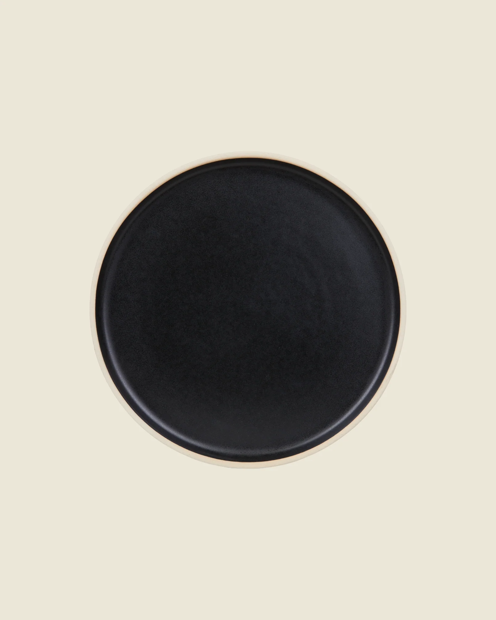 Otto Plate | Black | Set of Two | L - Image 2