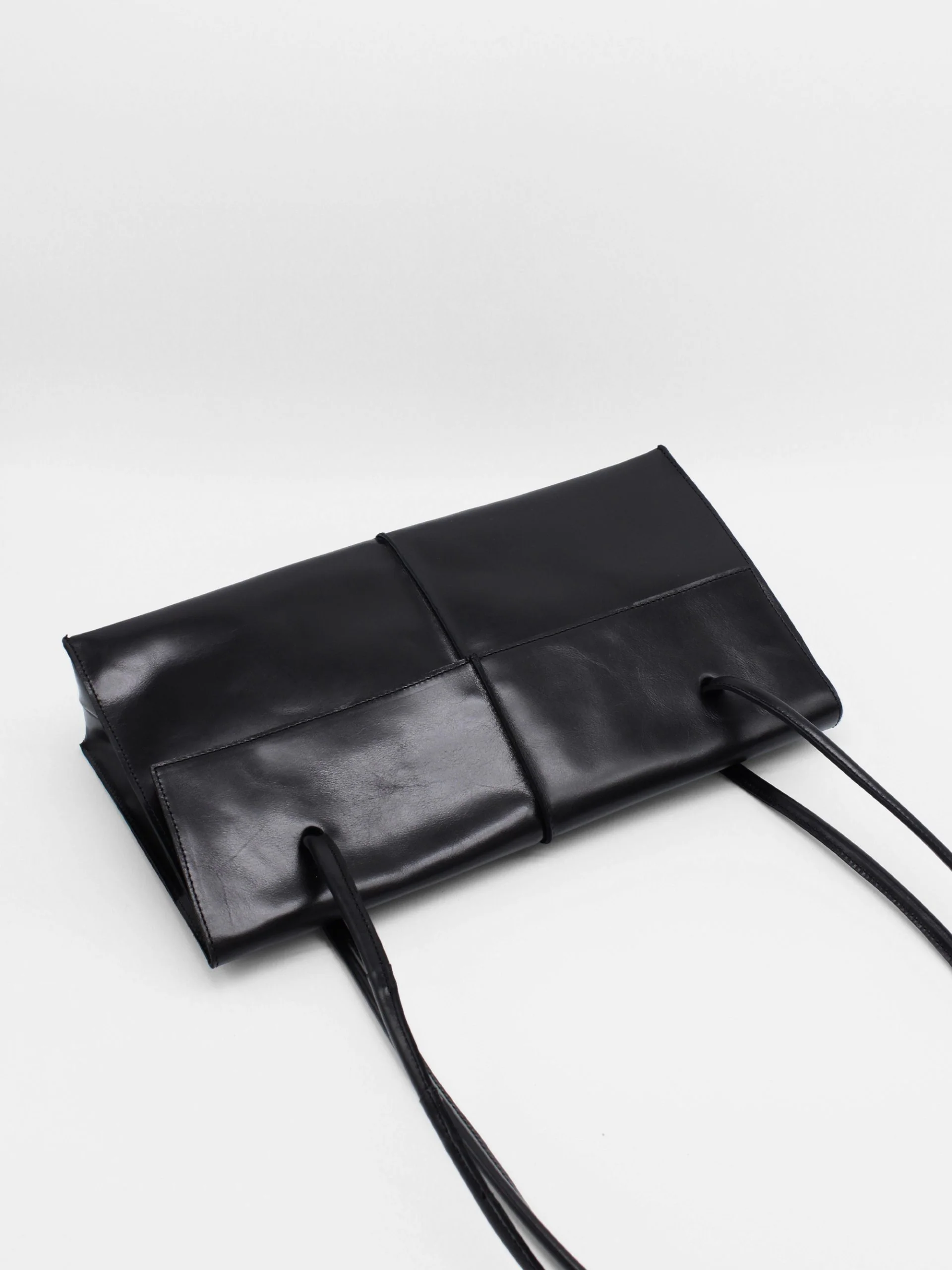 Pascal Crossbody Bag | Black - Image 4