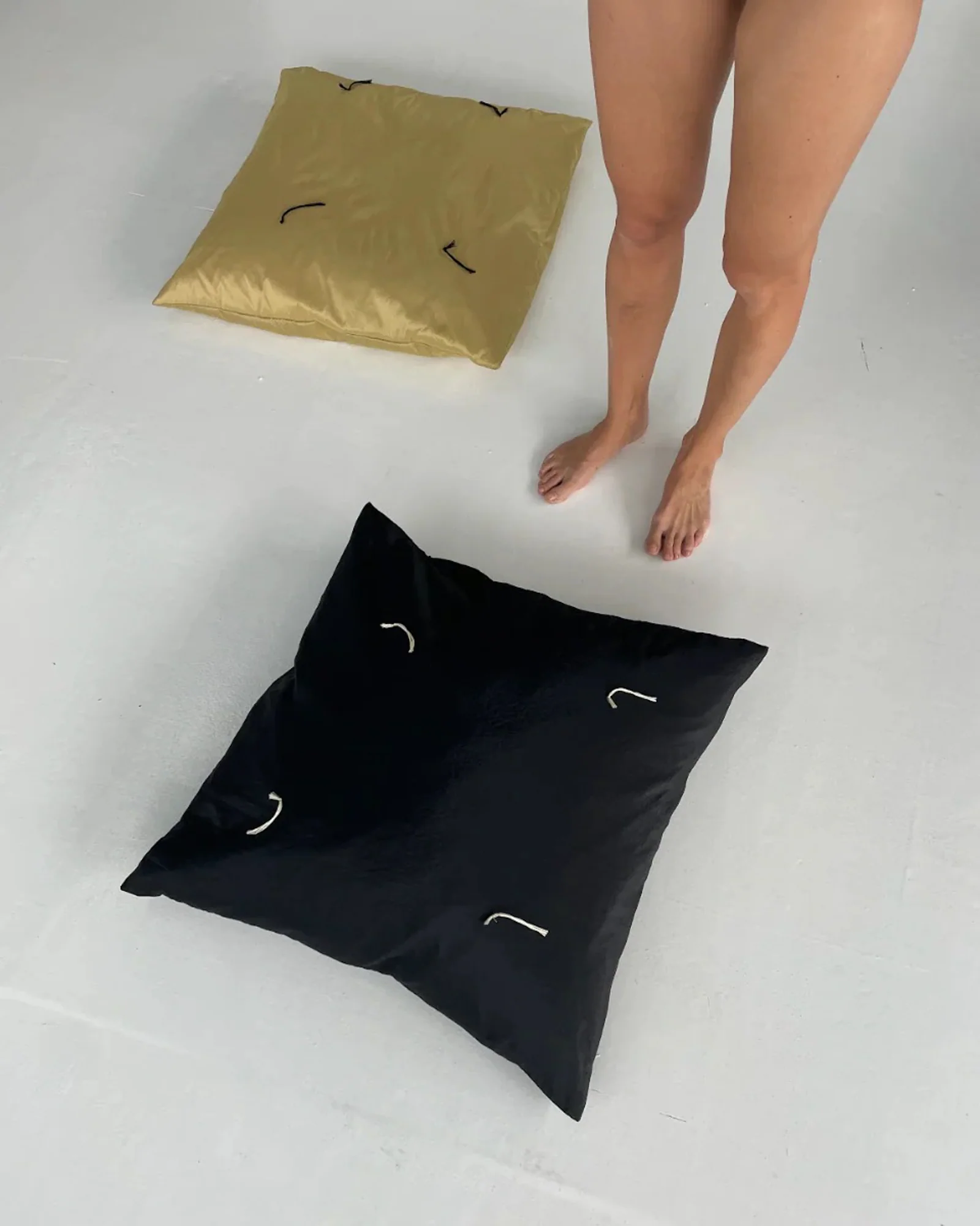 Pillow Square | Night Party - Image 3