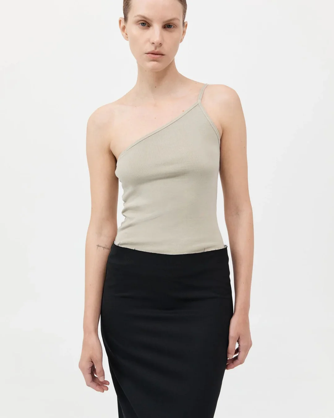Raw Edge Column Maxi Skirt |Â Black - Image 4