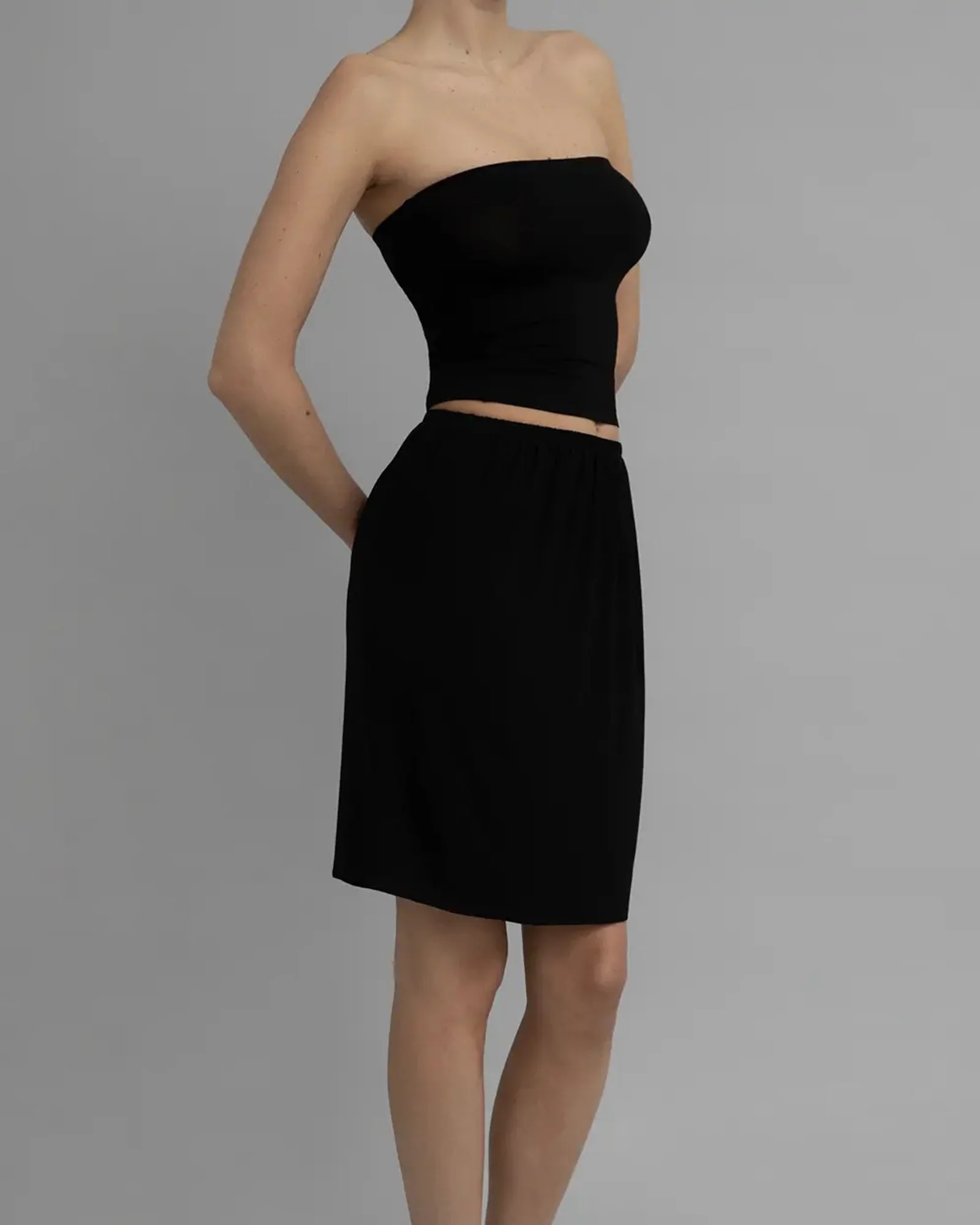 Recline Skirt | Black - Image 2