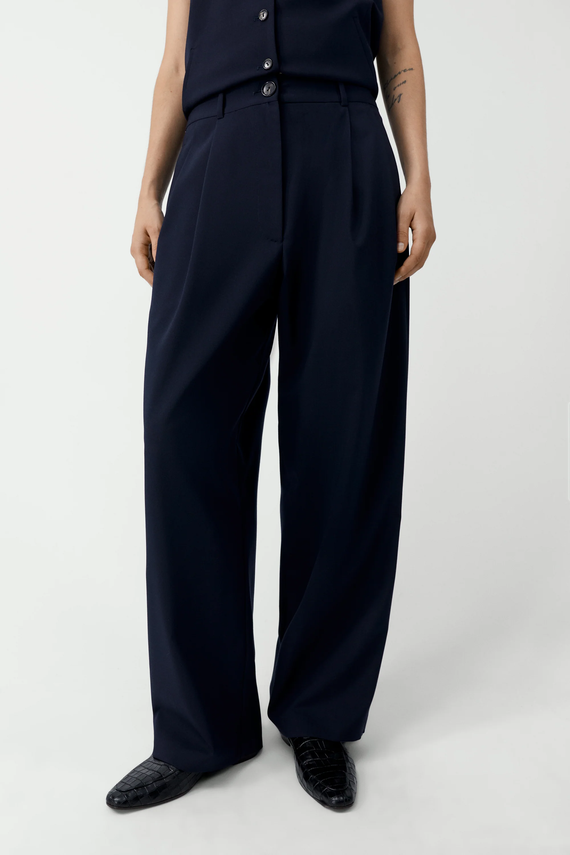 Tailored Masculine Pants | Navy - Image 2