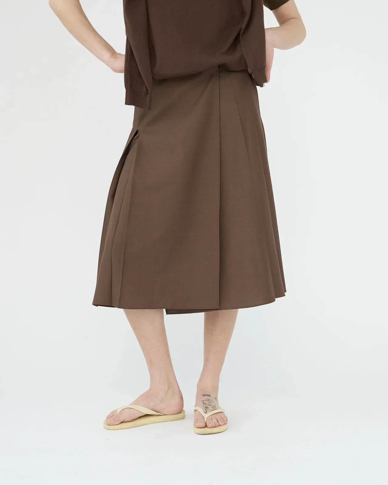 Tropical Wool Pleated Skirt | Brown - Image 3